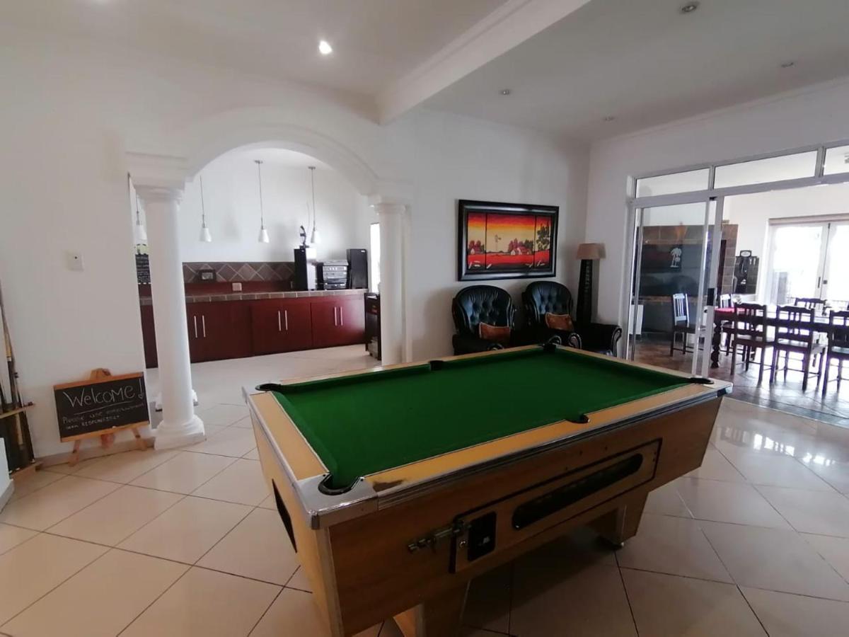 Palm View Guest House Pretoria-Noord エクステリア 写真