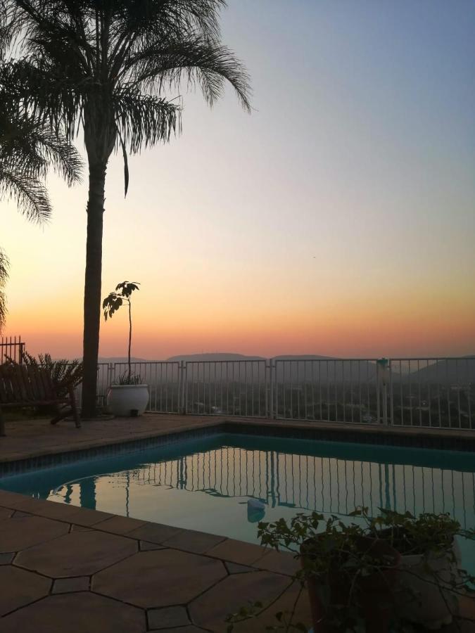Palm View Guest House Pretoria-Noord エクステリア 写真